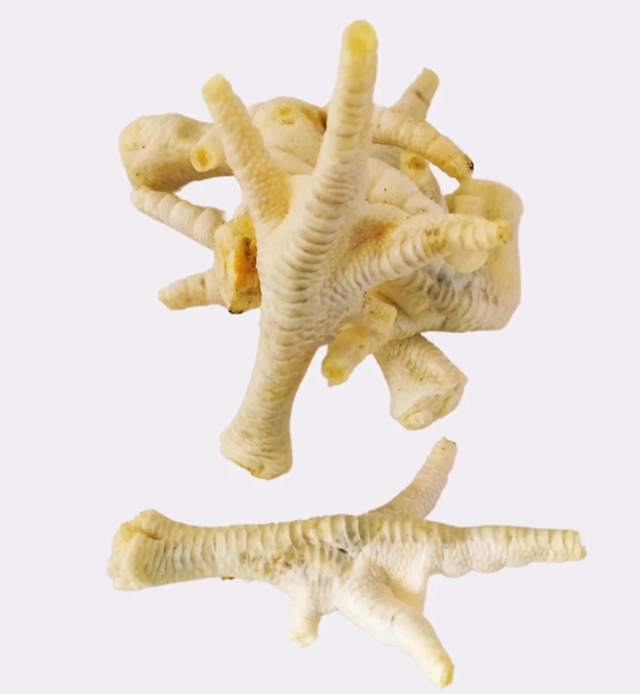 Puffed chicken feet